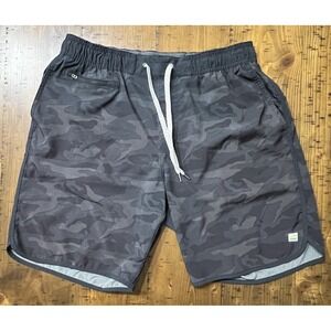 Vuori Shorts Mens Large Gray Camo Banks Short Elastic Waist Back Zip Pocket